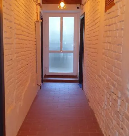 Centre Apartment *